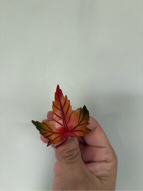 Handcrafted Leather Maple Leaf Brooch 🍁 Signed | Fall Colors | 2” Vintage Style